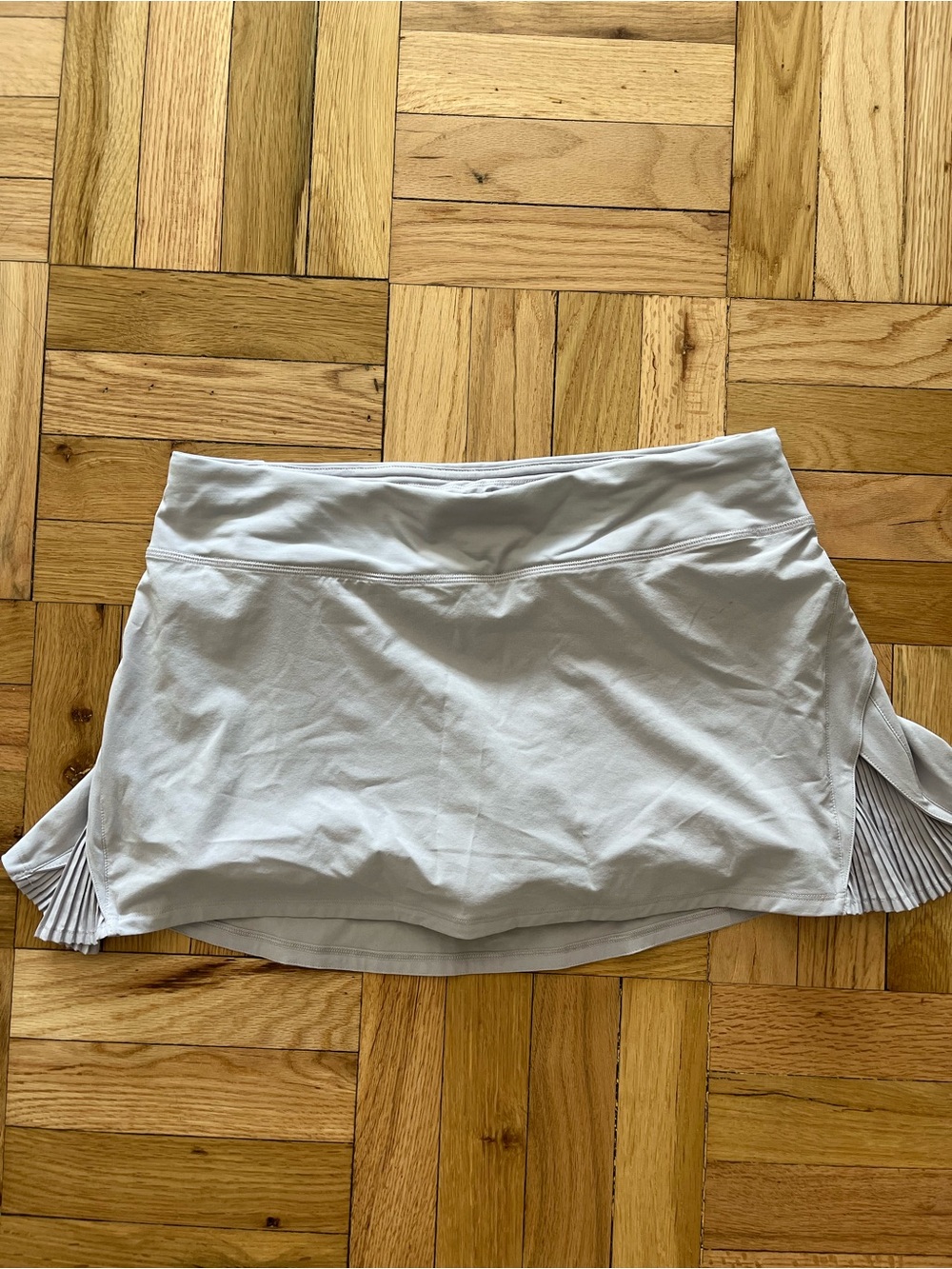 Lululemon Play of the Pleats Skort - Size 10 (Light Purple)